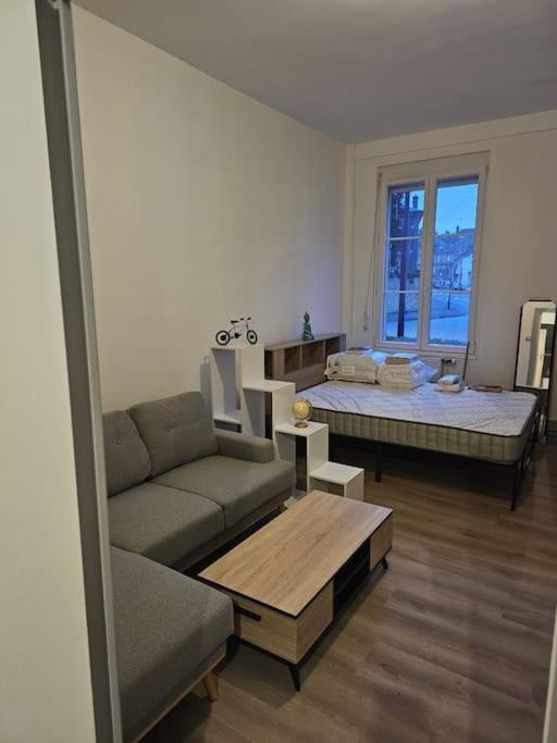 Charmant Petit Pont Ardennais/Cosy/T1/Wifi/Parking Sedán Exterior foto
